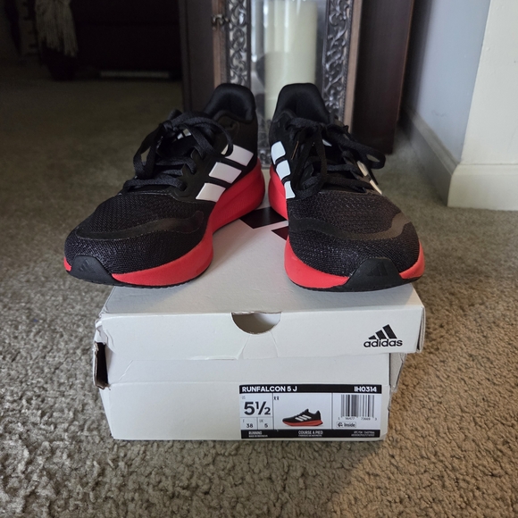 Adidas Black and Red Athletic Shoes with Mesh Design - Picture 2 of 7